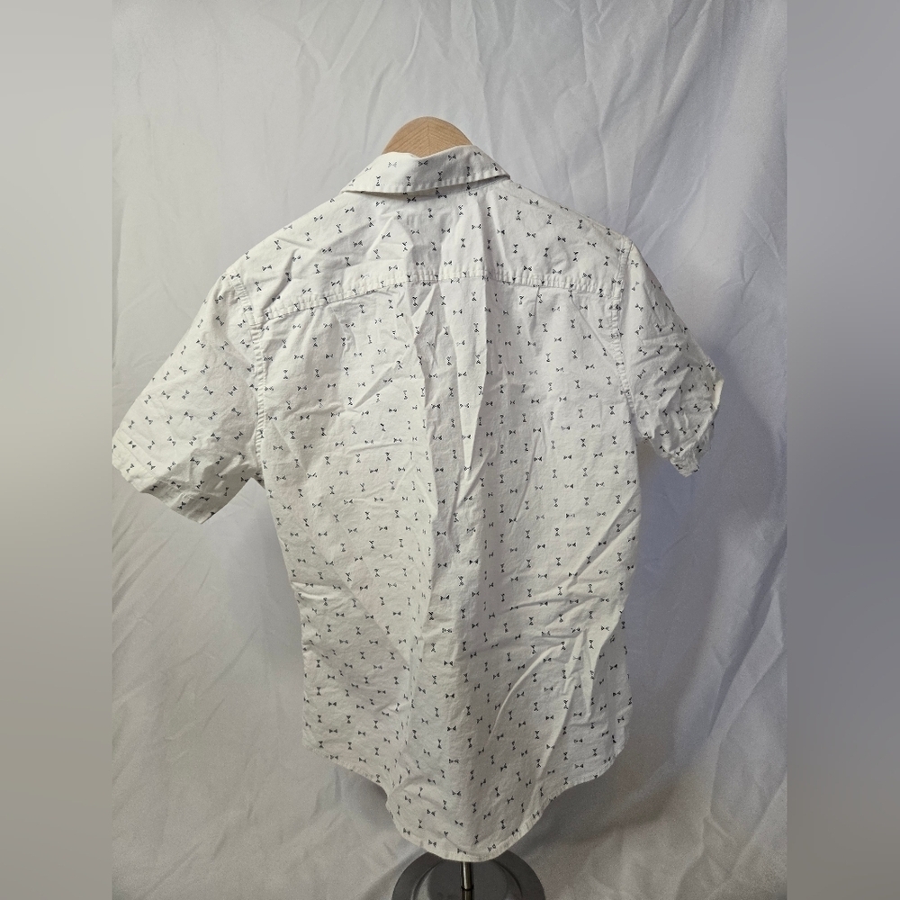 Goodfellow & Co Men’s Short Sleeve Button-Down Shirt Size Med - Picture 3 of 5